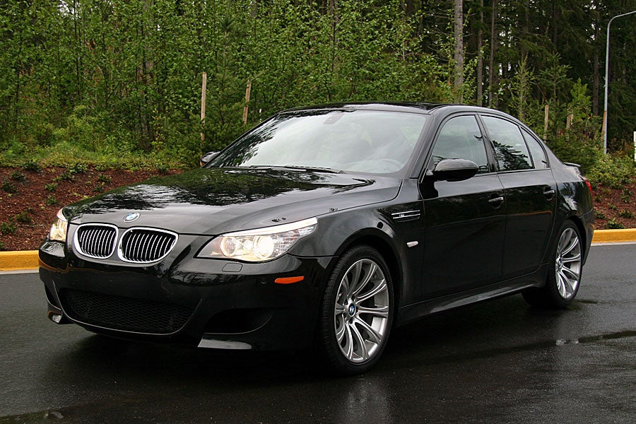 Е60 какого года. БМВ м5 2010. BMW m5 2006. БМВ м5 черная. BMW m5 2010.